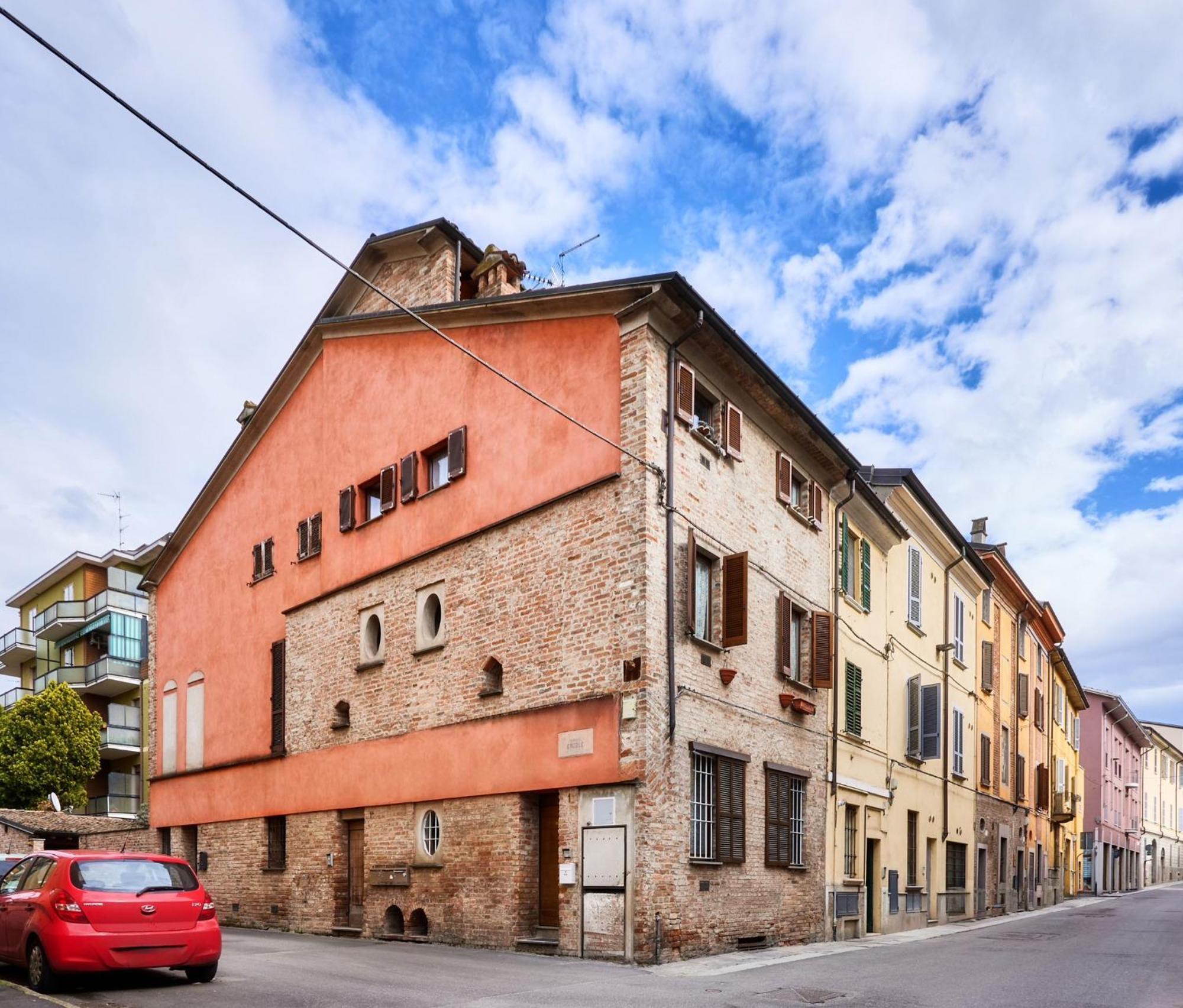 Il Lusso Della Semplicita Leilighet Piacenza Eksteriør bilde